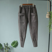 Load image into Gallery viewer, Yuki Everyday Pants with Front Pockets
