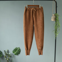 Load image into Gallery viewer, Yuki Everyday Pants with Side Pocket
